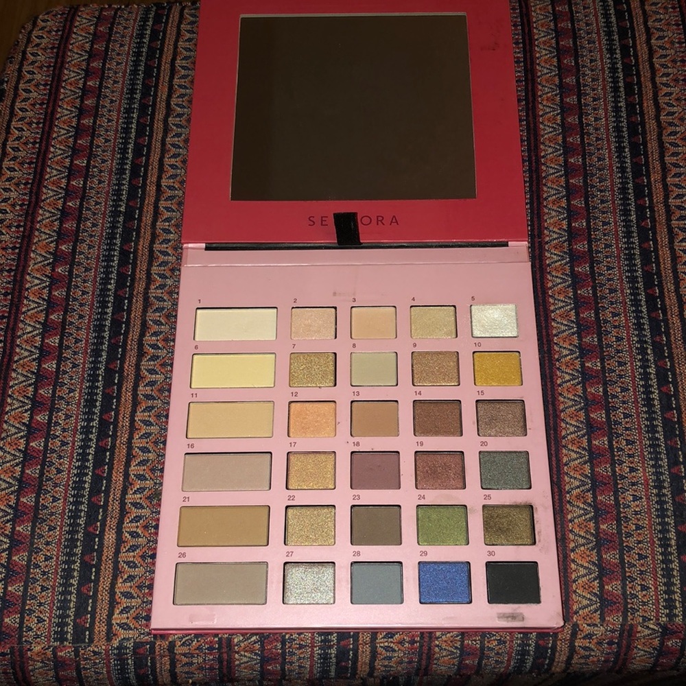 Sephora easy on the eyes palette